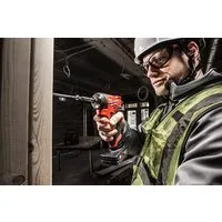 Винтоверт Milwaukee M12 FID2MC-202X Fuel 4933499462 (с 2-мя АКБ, кейс)