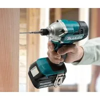 Винтоверт Makita DTD156Z (без АКБ)