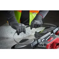 Нитриловые перчатки Milwaukee Cut level 5/E 9/L 4932471425