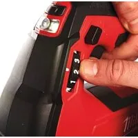 Шприц для смазки Milwaukee M18 GG-0 4933440493 (без АКБ)