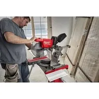 Торцовочная пила Milwaukee M18 FMS305-121-II 4933499181 (с 1-им АКБ)