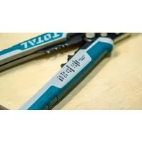 Клещи для снятия изоляции Total THT15246