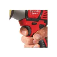 Полировальная машина Milwaukee M12 BPS-0 4933447791 (без АКБ)