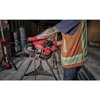 Ленточная пила Milwaukee Fuel M18 FBS85-202C 4933471497 (с 2-мя АКБ, кейс)