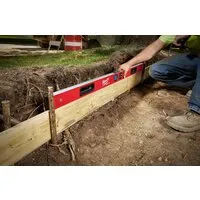 Уровень строительный Milwaukee 4933471979