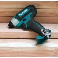 Винтоверт Makita TD110DWAE (с 2-мя АКБ, кейс)