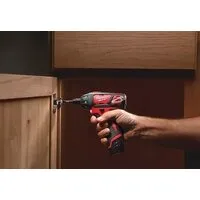 Винтоверт Milwaukee M12 BSD-0 4933447135 (без АКБ)