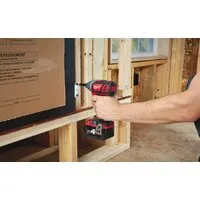 Винтоверт Milwaukee M18 BID-402C 4933443580 (с 2-мя АКБ, кейс)