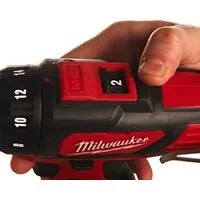 Дрель-шуруповерт Milwaukee M12 BDD-0 4933441930 (без АКБ)
