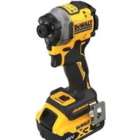 Винтоверт DeWalt DCF850P2T (с 2-мя АКБ 5 Ач, кейс)