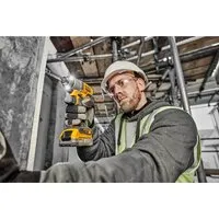 Винтоверт DeWalt DCF840NT (без АКБ, кейс)