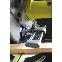 Торцовочная пила Ryobi EMS254L