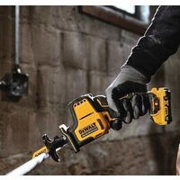 Сабельная пила DeWalt DCS312N-XJ (без АКБ)