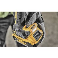 Дрель-шуруповерт DeWalt DCD800P2T (с 2-мя АКБ, кейс)