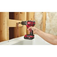 Дрель-шуруповерт Milwaukee M18 BDD-202C 4933443555 (с 2-мя АКБ, кейс)