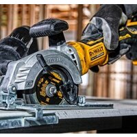 Дисковая (циркулярная) пила DeWalt DCS571N-XJ (без АКБ)