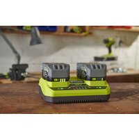 Зарядное устройство Ryobi One+ RC18240 5133005579 (18В)