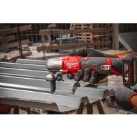 Высечные электрические ножницы Milwaukee M12 FNB16-402X 4933479619 (с 2-мя АКБ, кейс)