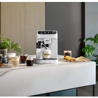 Кофемашина DeLonghi Magnifica Plus ECAM320.60W