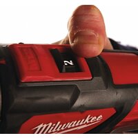 Ударная дрель-шуруповерт Milwaukee M12 BPD-202C 4933441940 (с 2-мя АКБ, кейс)