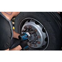 Гайковерт Bosch GDS 18V-1050 H Professional 06019J8502 (с 2-мя АКБ 8 Ah, кейс)