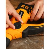 Перфоратор Deko DKCH20 SET (с 2-мя АКБ, кейс)