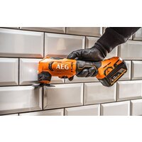 Реноватор AEG Powertools BMT18-0 4935478943 (без АКБ)