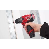 Ударная дрель-шуруповерт Milwaukee M12 FPDX-202X 4933464136 (с 2-мя АКБ, кейс)