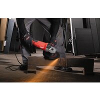 Угловая шлифмашина Milwaukee AGVK 24-230 4933451414