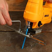 Электролобзик Deko JS650DK 084-1103
