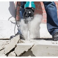 Отбойный молоток Makita HM1812