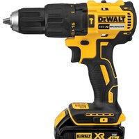 Ударная дрель-шуруповерт DeWalt DCD778M2T-QW (c 2-мя АКБ, кейс)