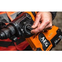 Перфоратор AEG Powertools BBH 18BL2-0 4935480697 (без АКБ)