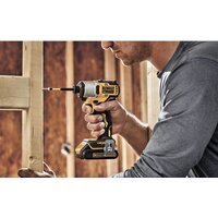 Винтоверт DeWalt DCF840N (без АКБ)