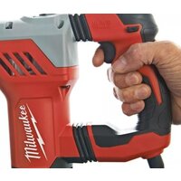 Перфоратор Milwaukee PLH 28 XE 4933446800