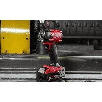 Гайковерт Milwaukee M18 FIW2F12-502X 4933478444 (с 2-мя АКБ, кейс)