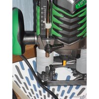 Вертикальный фрезер Hikoki M8V2