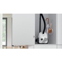 Пылесос Bosch Serie 2 BGLS2WH1H