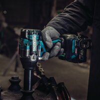 Гайковерт Makita TW007GM201 (с 2-мя АКБ, кейс)