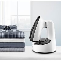 Отпариватель Ufesa Pocket Mist (белый/черный)