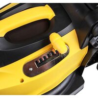 Газонокосилка Champion EM3815