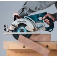 Дисковая (циркулярная) пила Makita DRS780Z (без АКБ)