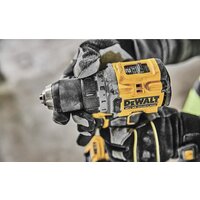 Дрель-шуруповерт DeWalt DCD800P2T (с 2-мя АКБ, кейс)