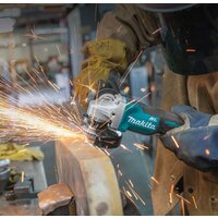 Угловая шлифмашина Makita DGA505Z (без АКБ)