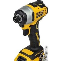 Винтоверт DeWalt DCF809D2T-QW (с 2-мя АКБ, кейс)