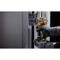 Винтоверт DeWalt DCF601D2-QW (с 2-мя АКБ, кейс)