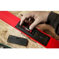 Аккумулятор для инструмента Milwaukee L4 USB L4B3 4933478311 (4В/3 Ач)
