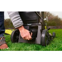 Газонокосилка Ryobi RY18LMX37A-150 (с АКБ 5 Ah)