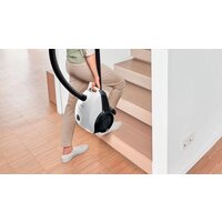 Пылесос Bosch Serie 2 BGLS2WH1H